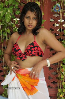  Nadeesha Hemamali Sexy Figure