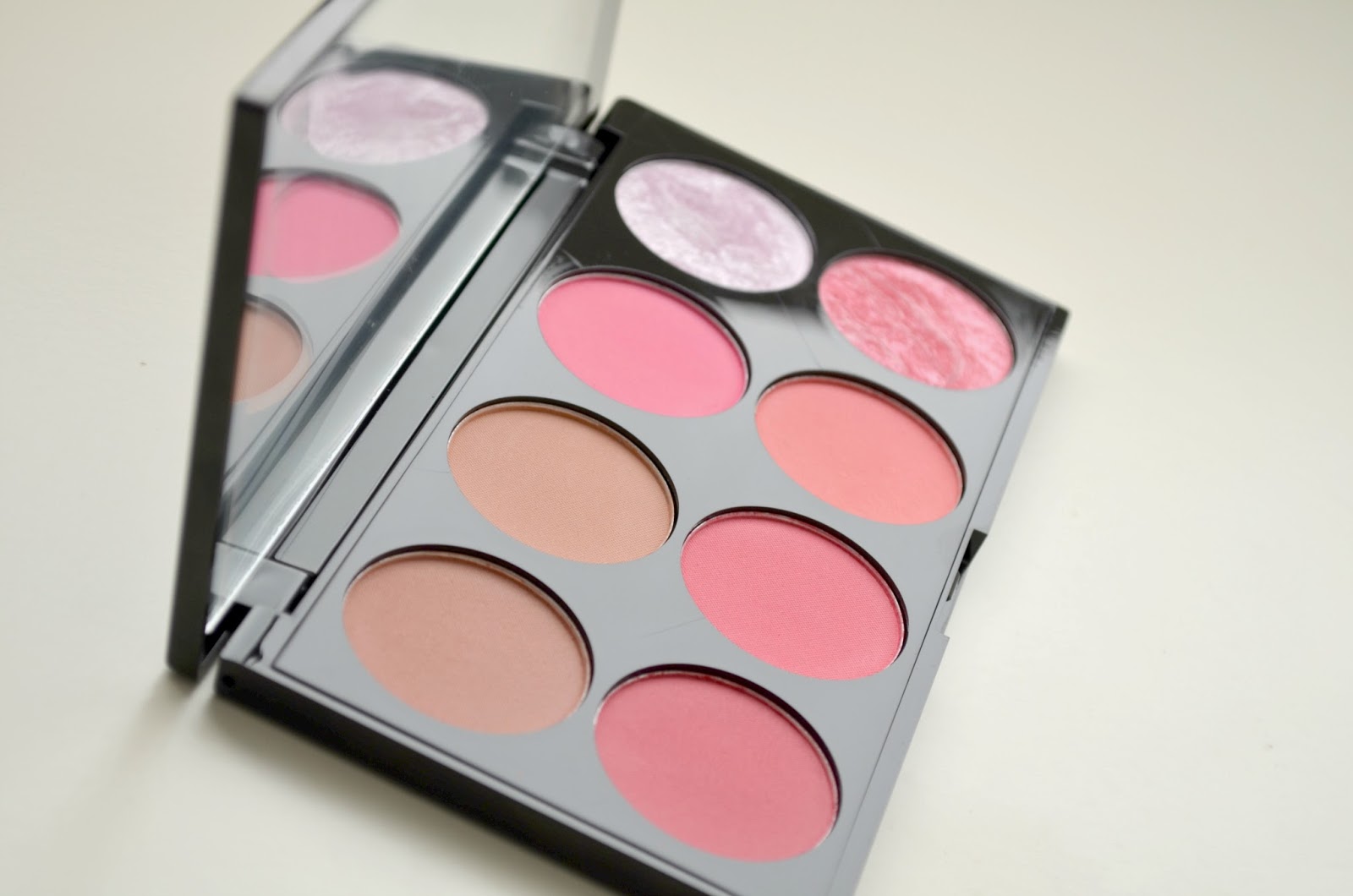 Makeup Revolution Ultra Blush and Contour Palette 'Sugar and Spice