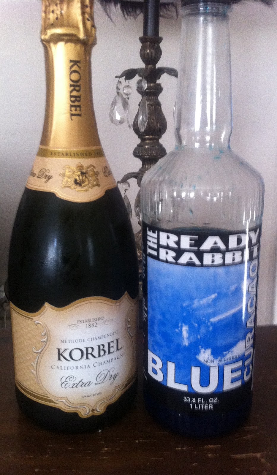 simplysandi Blue Sparkling Wine