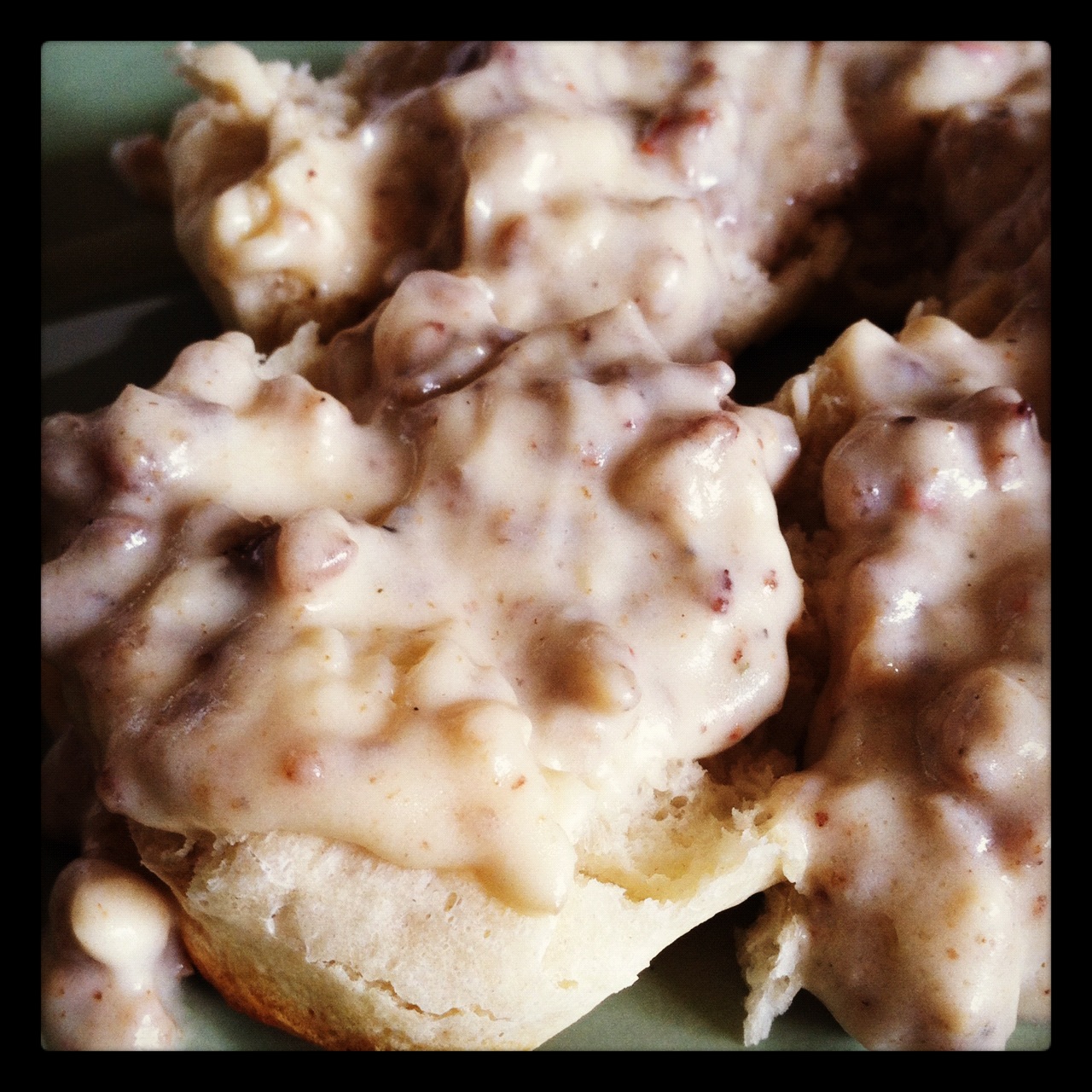 Miss Mochi's Adventures Oklahoma Biscuits and Sausage Gravy