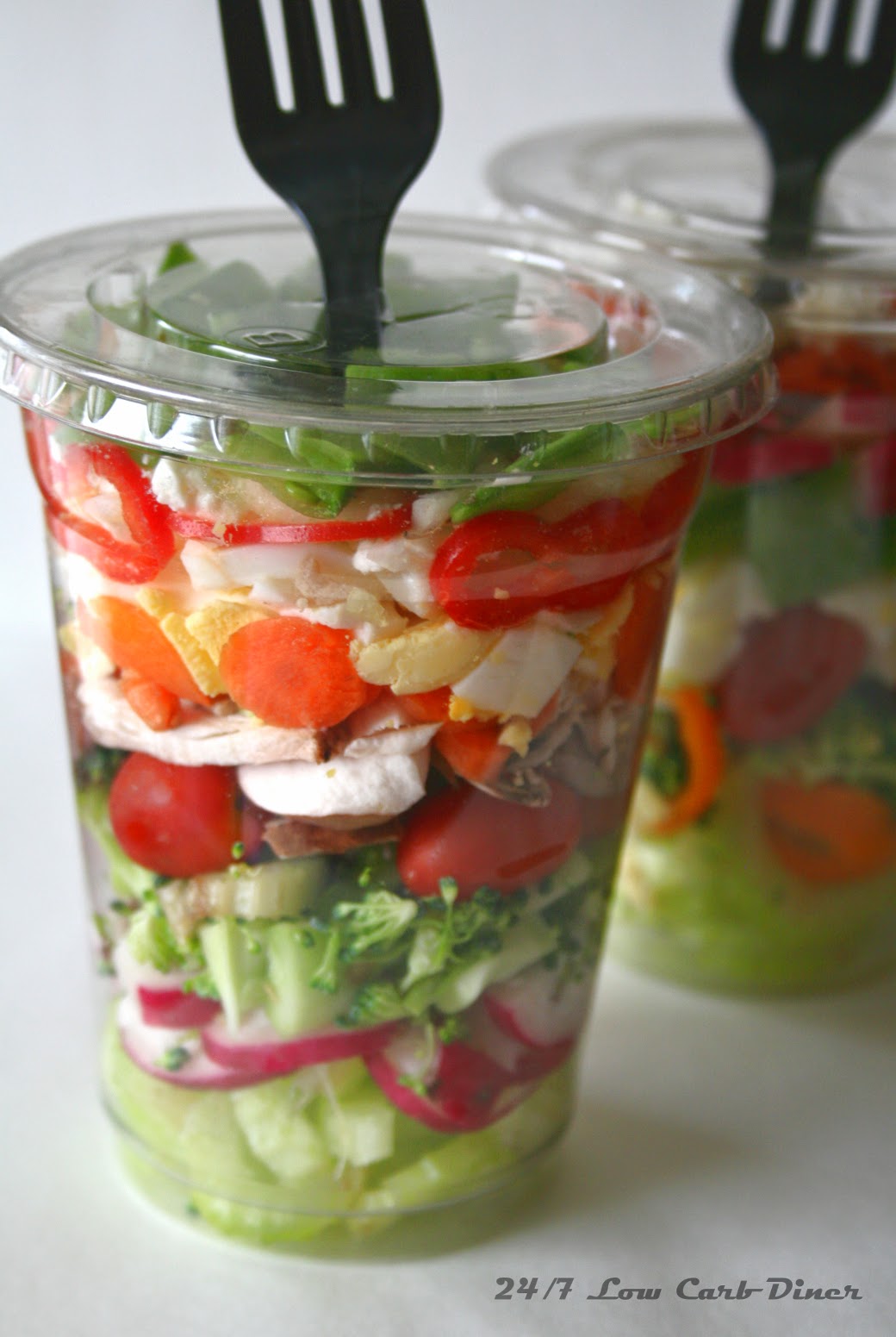 24/7 Low Carb Diner: Chopped Salad in a Cup