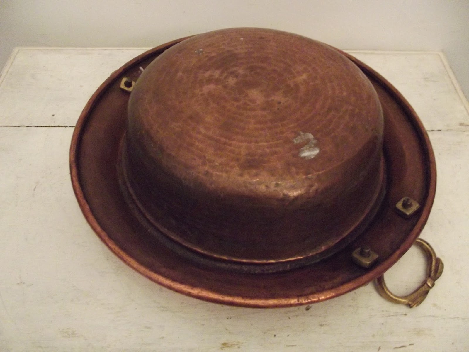 Ancien cuivre martelé casserole ancienne poignées bronze cuisine ...