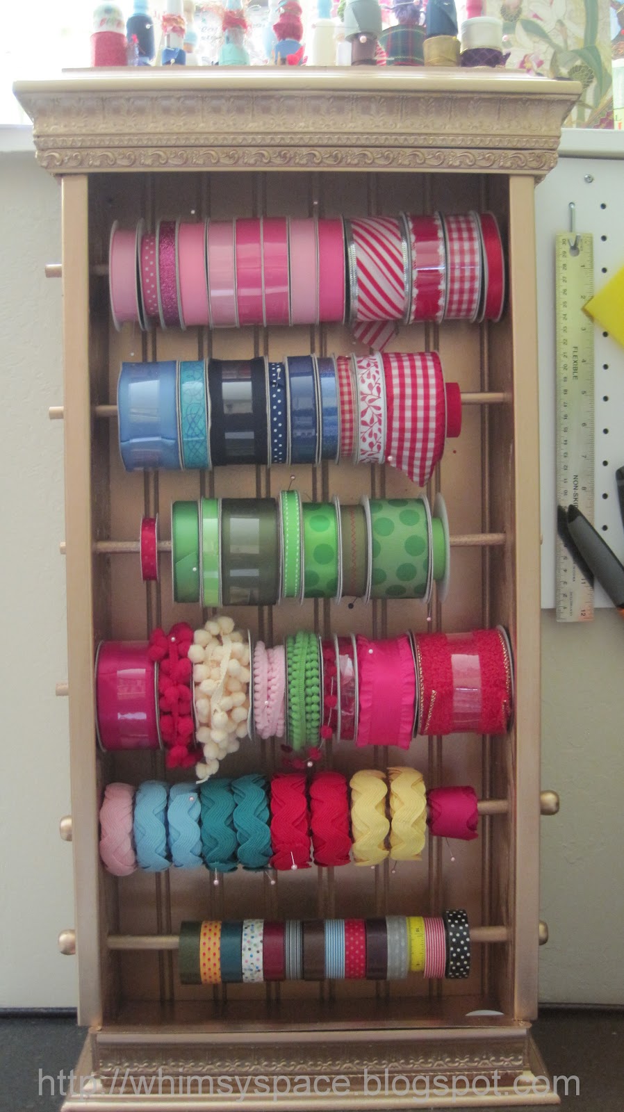 Whimsy Space Ribbon Holder