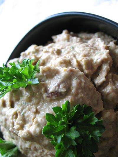 Pinto Bean and Zucchini Hummus