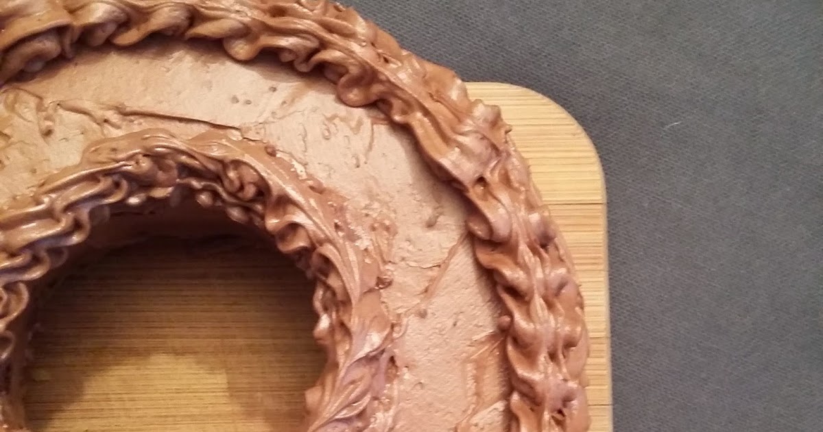 Thriving in Belgium with a Paleo Lifestyle Chocolate Ghee Cream {Paleo Chocolate ButterCream