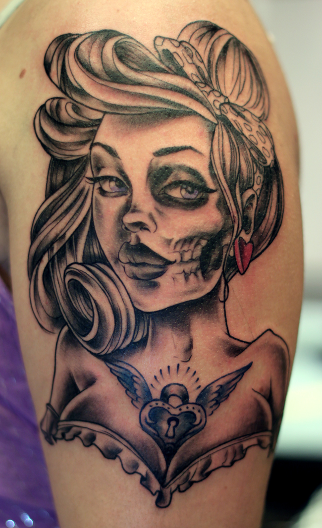 Sugar+Skull+Pin+Up Pin Up Skull Tattoo http://shantaramnz.blogspot.com/2011_10_01_archive ...