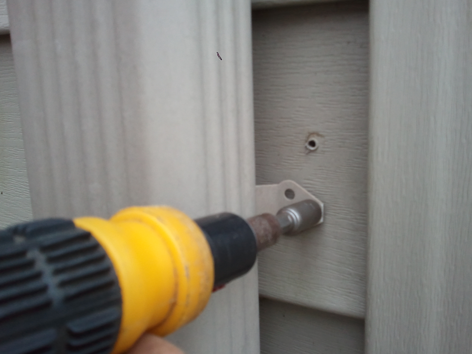 Minor Gutter Repair York, PA gutter cleaning and repair york, pa