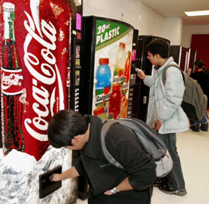 vending machines in public schools essay Opposing vending machines in schools you are the director of business and finance for a school district in texas you have been lobbied by representatives of the pta. vending machines in public schools essay Opposing vending machines in schools you are the director of business and finance for a school district in texas you have been lobbied by representatives of the pta.