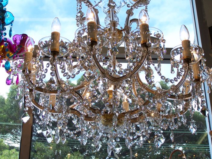 chandelier Chandeliers: Options Types of  Crystal types  Crystal crystal antique