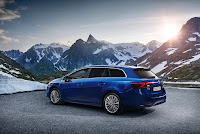2015-ToyotaAvensis-44.jpg