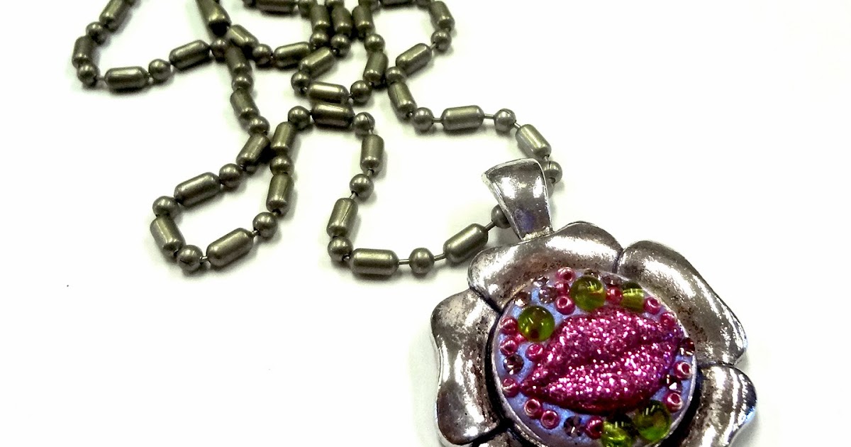 Resin Crafts Hot Lips Clay Pendant With Hobby Lobby