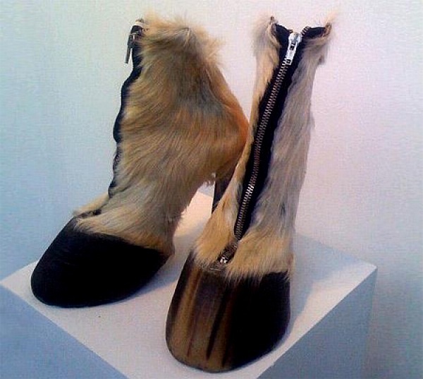 Vai @ Dika!: Sapatos pata de cavalo!