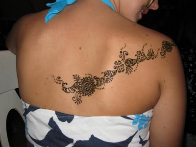 Henna Tattoo Design – How to Make Henna Tattoos