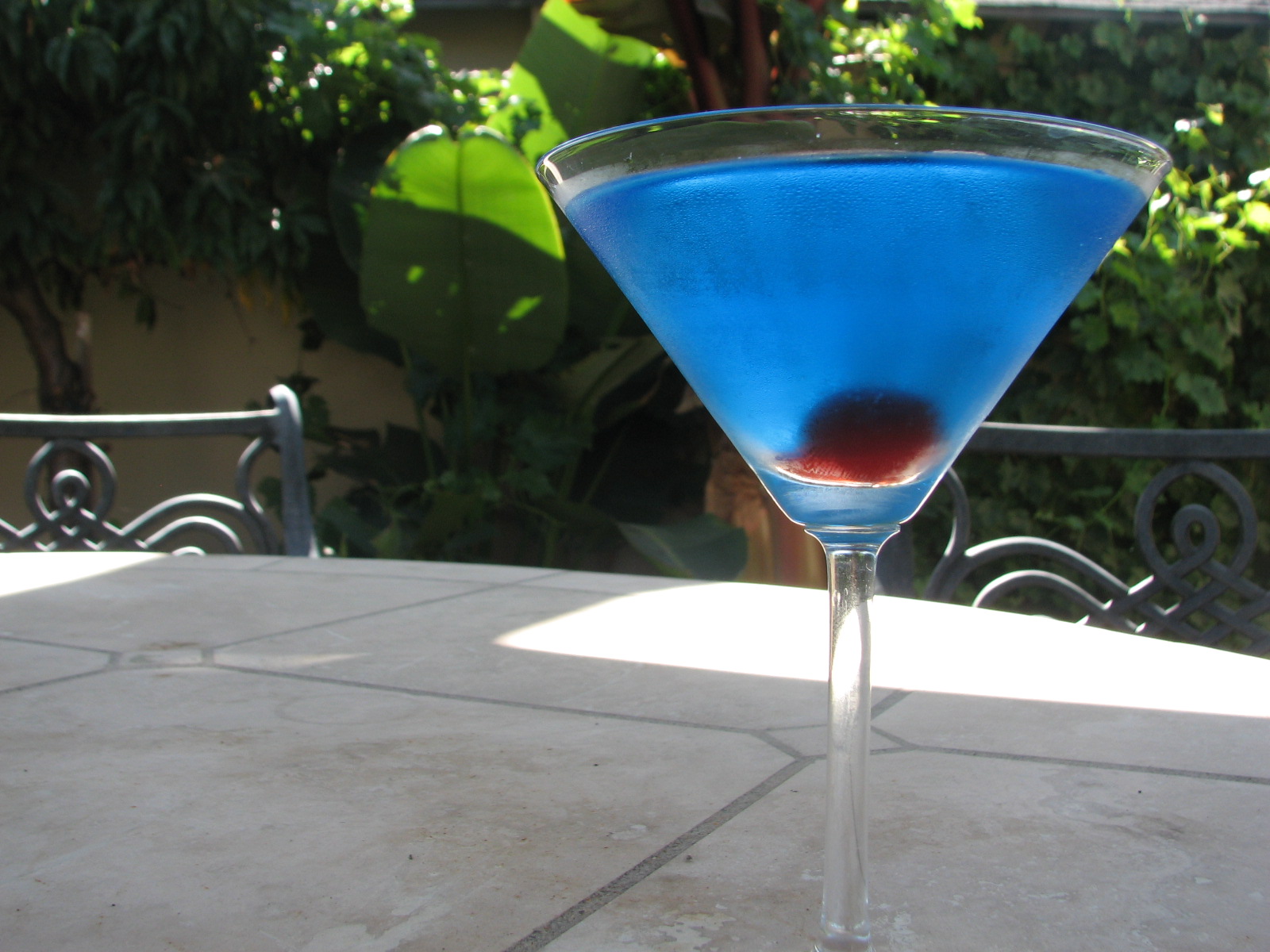 Sapphire Martini.... Foodness Gracious
