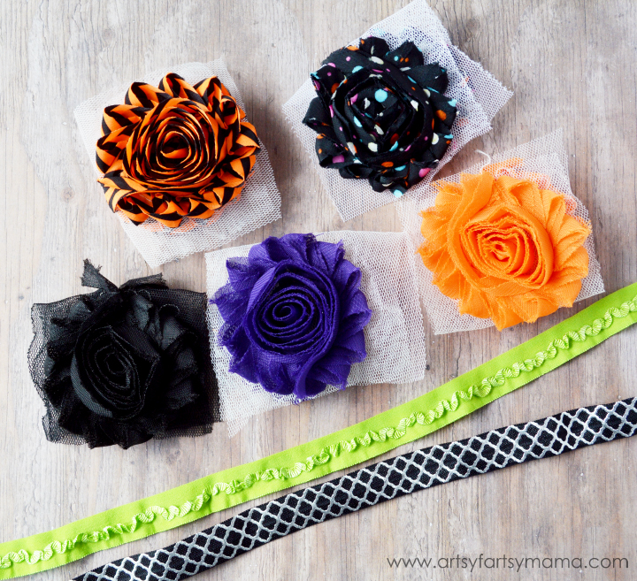 Easy Halloween Headbands at artsyfartsymama.com