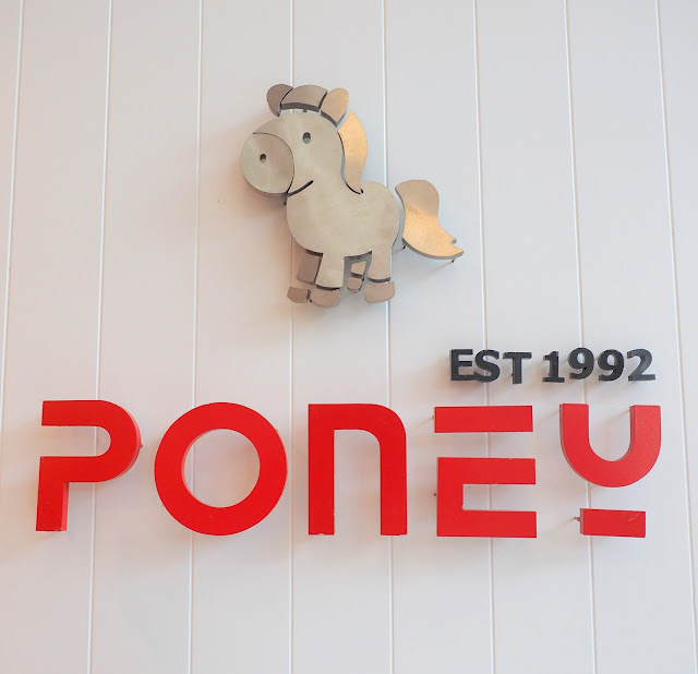 Poney @ The Shoppes Marina Bay Sands : A Chic shopping experience