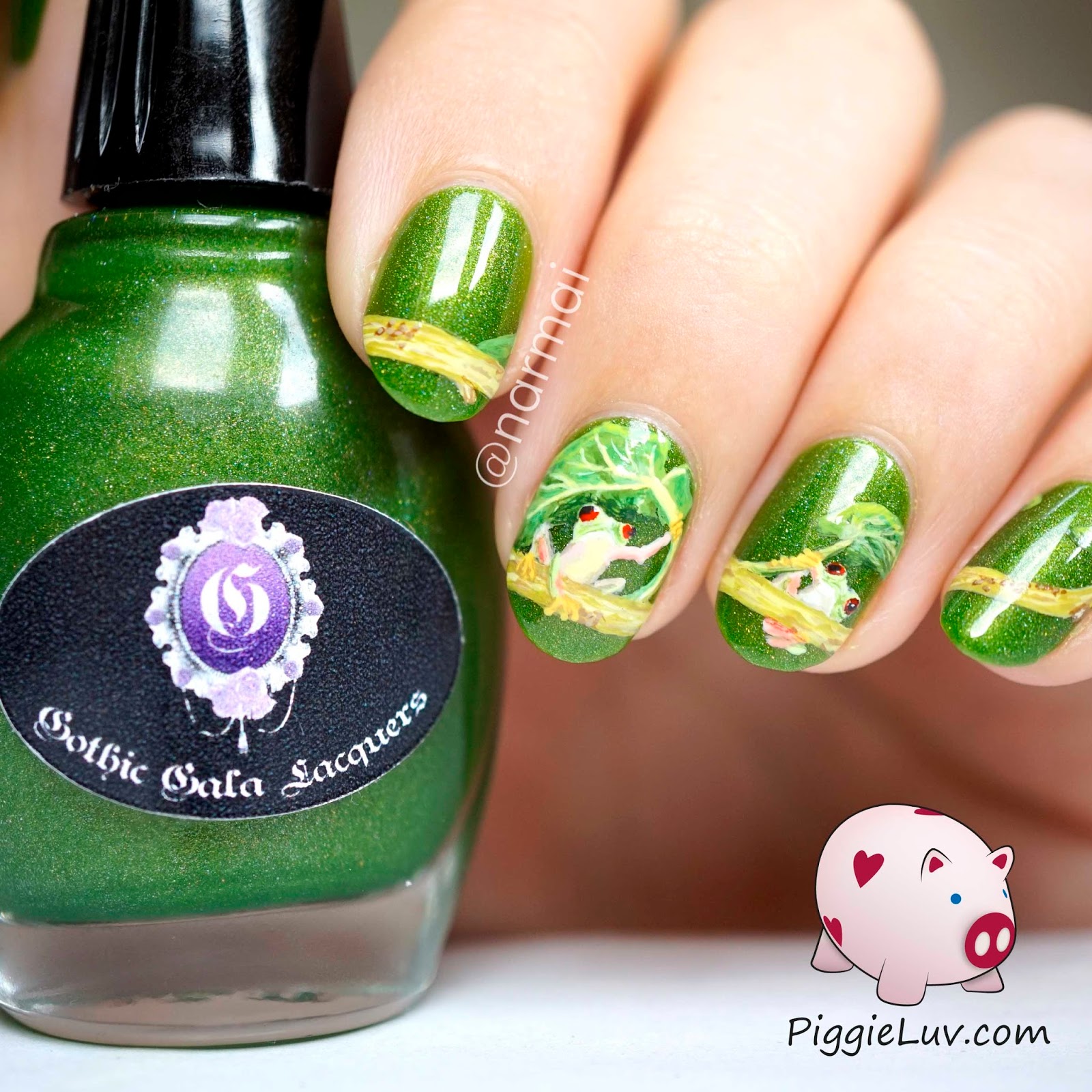 PiggieLuv Freehand redeyed tree frog nail art