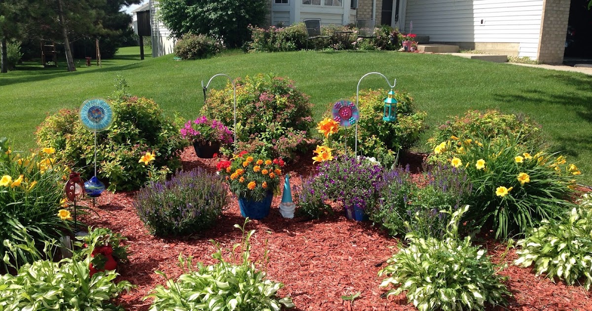 Holly's Arts and Crafts Corner Our Garden Art 2014