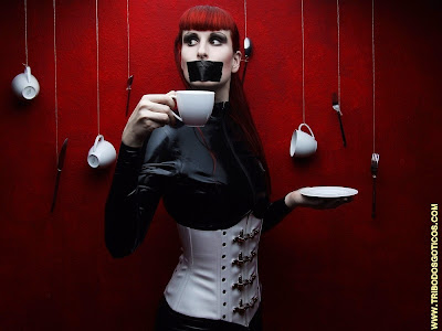 <br />goth girl