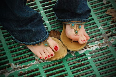 How to Care for Your Feet and Toenails How to Care for Your Feet and Toenails