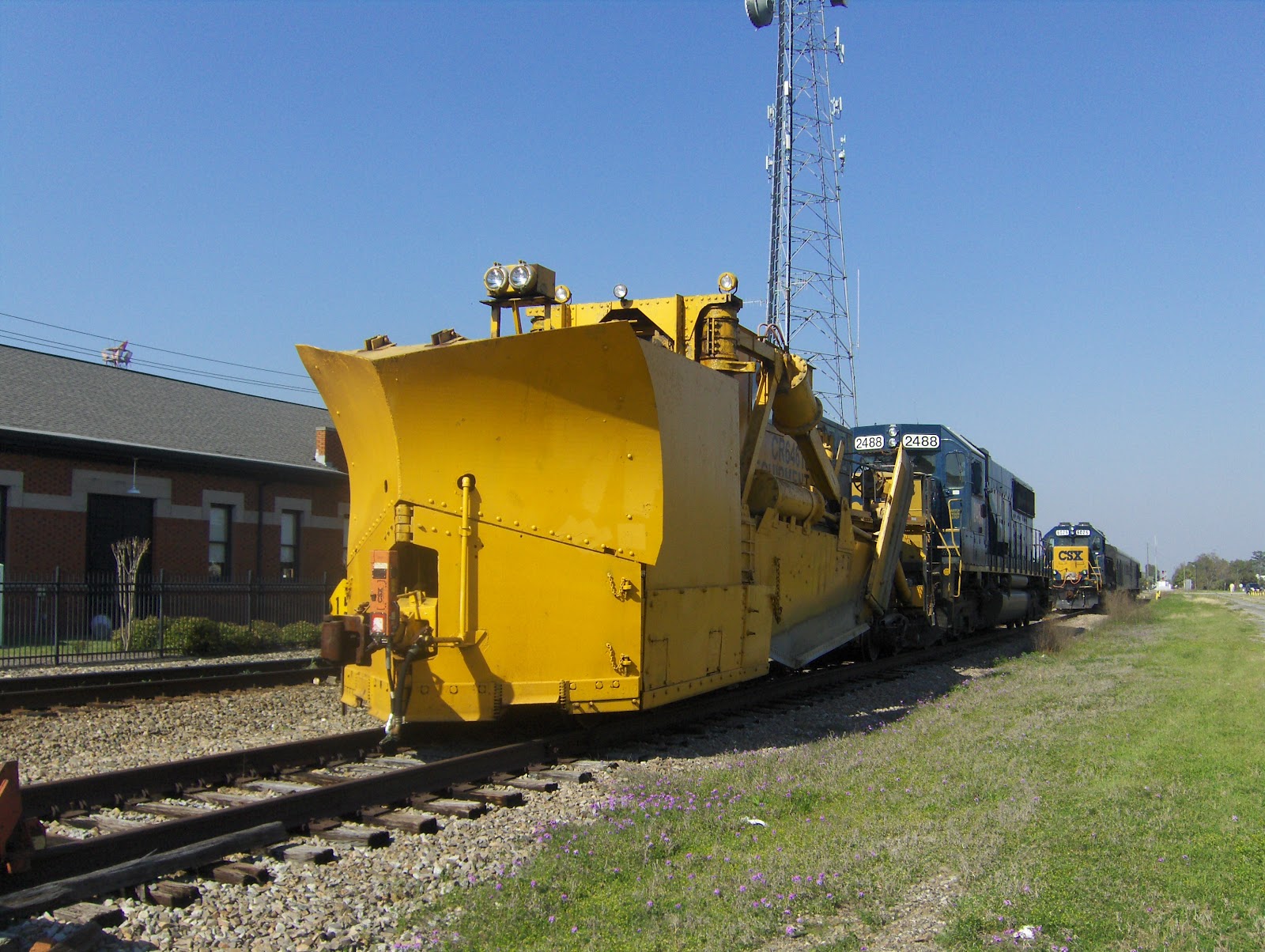 Train Profiles CSX Jordan Spreader