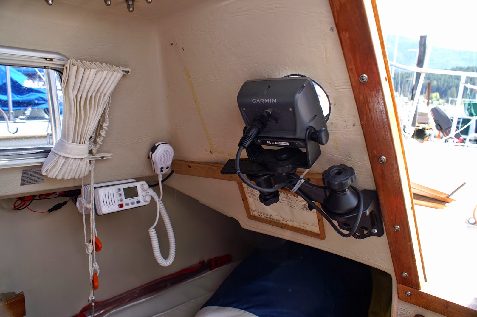 Barnacle Bill Sailing GPS Chart Plotter