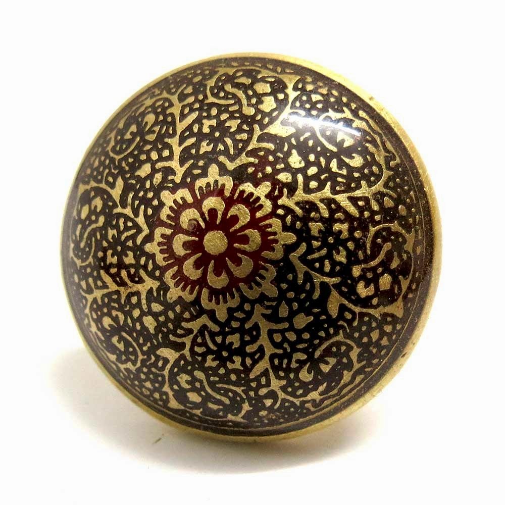 Ring with Ethnic Artwork Ring with Ethnic Artwork | Top Attractions