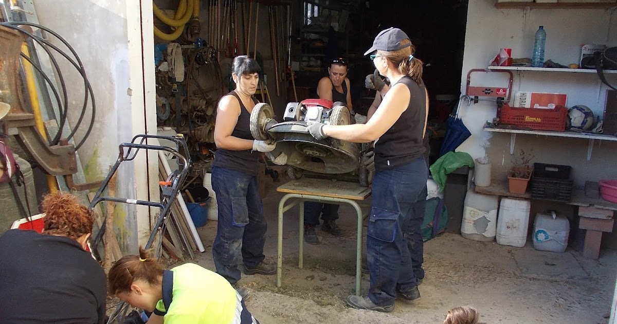 Ayerbe Taller de Empleo Jardineria: Mantenimiento maquinaria