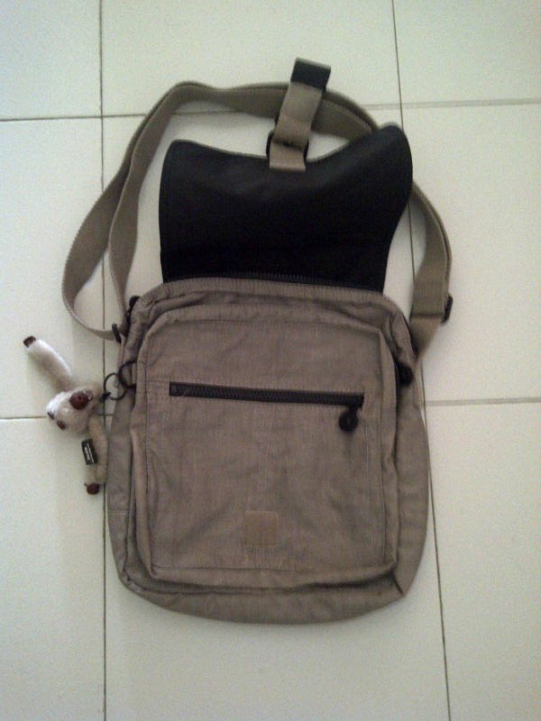 Malaysia Jumble Sle Original KIPLING Sling Bag