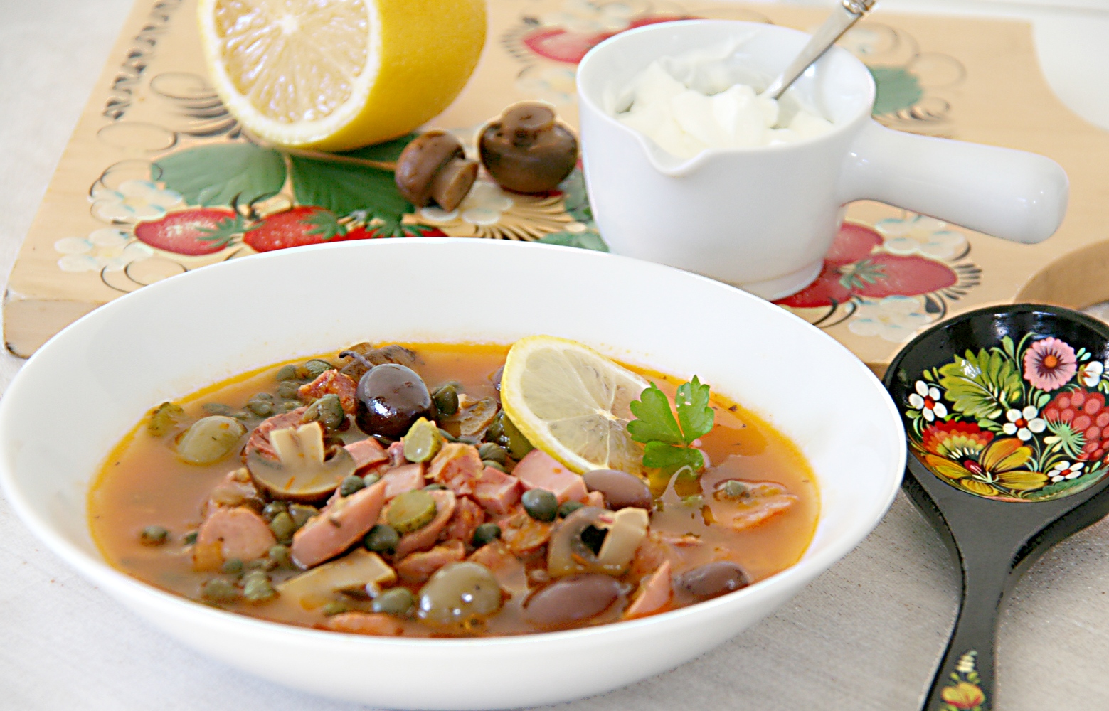 and then we eat: Russian food. Assorted meat selyanka