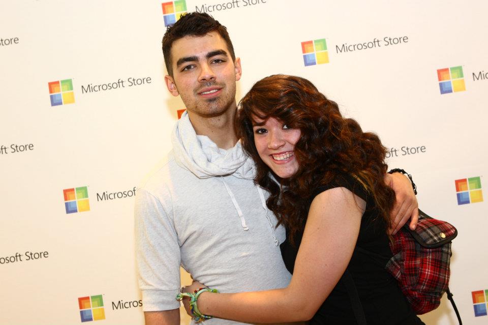 We Always Love Jonas Brothers Más imágenes del Meet & Greet Joe Jonas