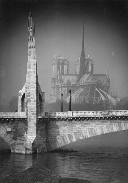 This is What Notre Dame Paris Looked Like  in 1920 