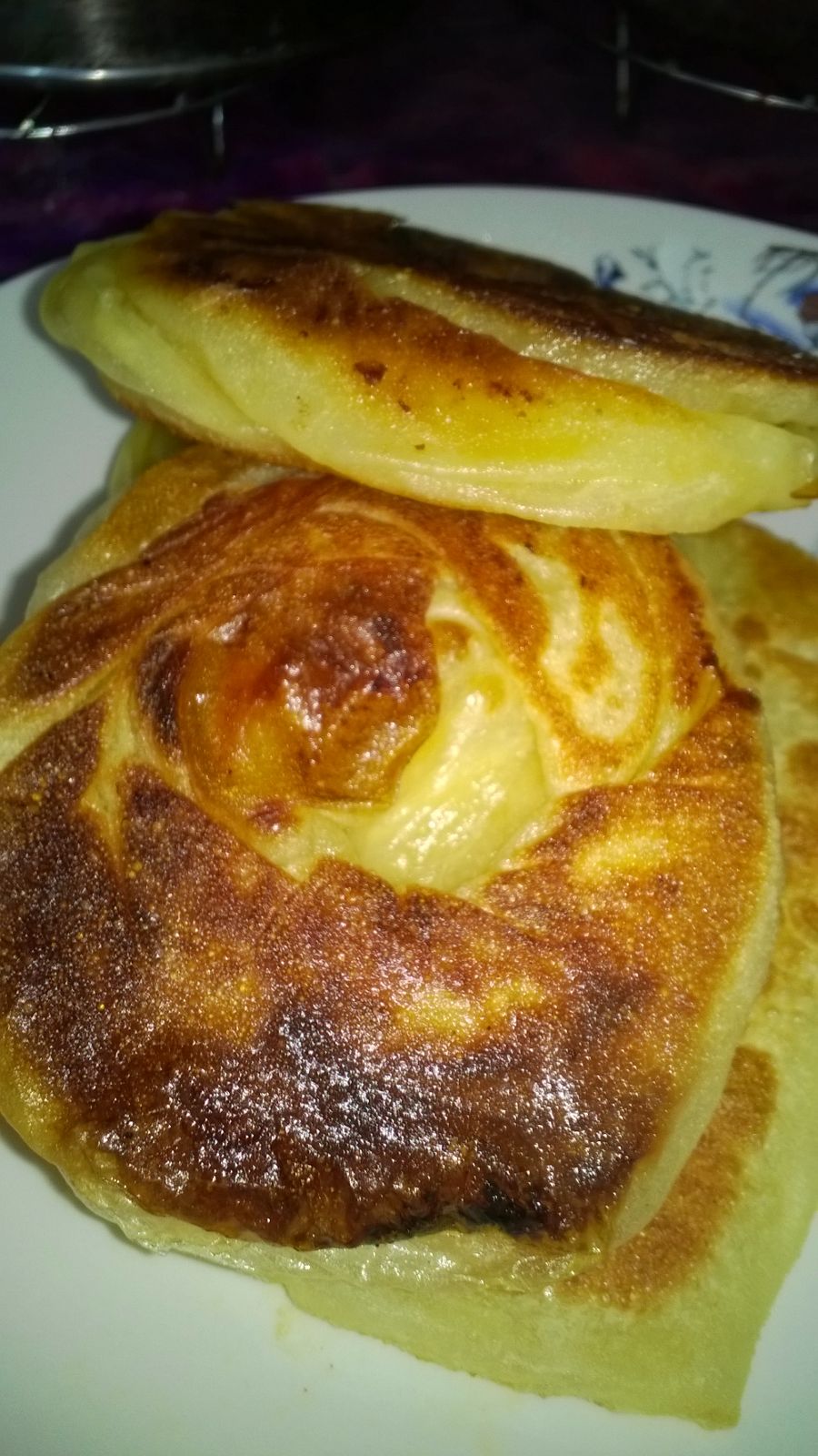 Dunia Su Hafman Roti Bom Sedap