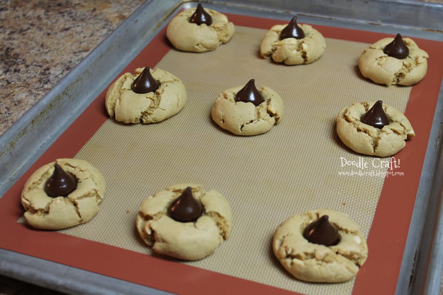 Doodlecraft Peanut Butter KISSES® Cookies!