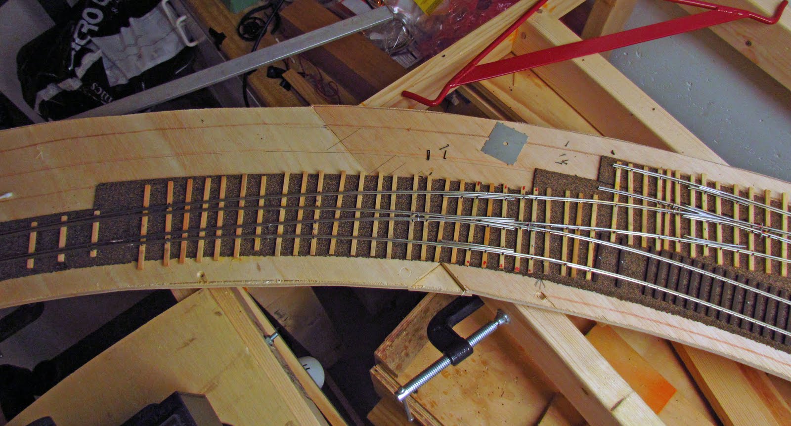 2Rail O Scale Railroading Curved Crossover