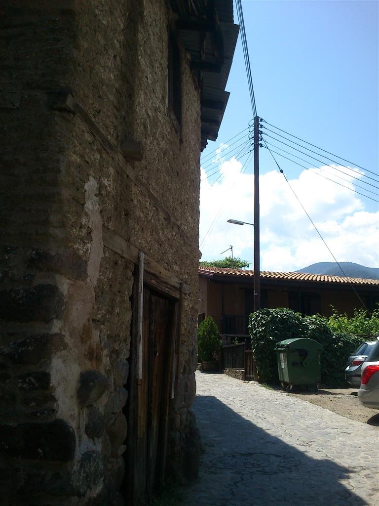 Sunny Cyprus Holidays Kakopetria at the foothills of the Troodos Mountains