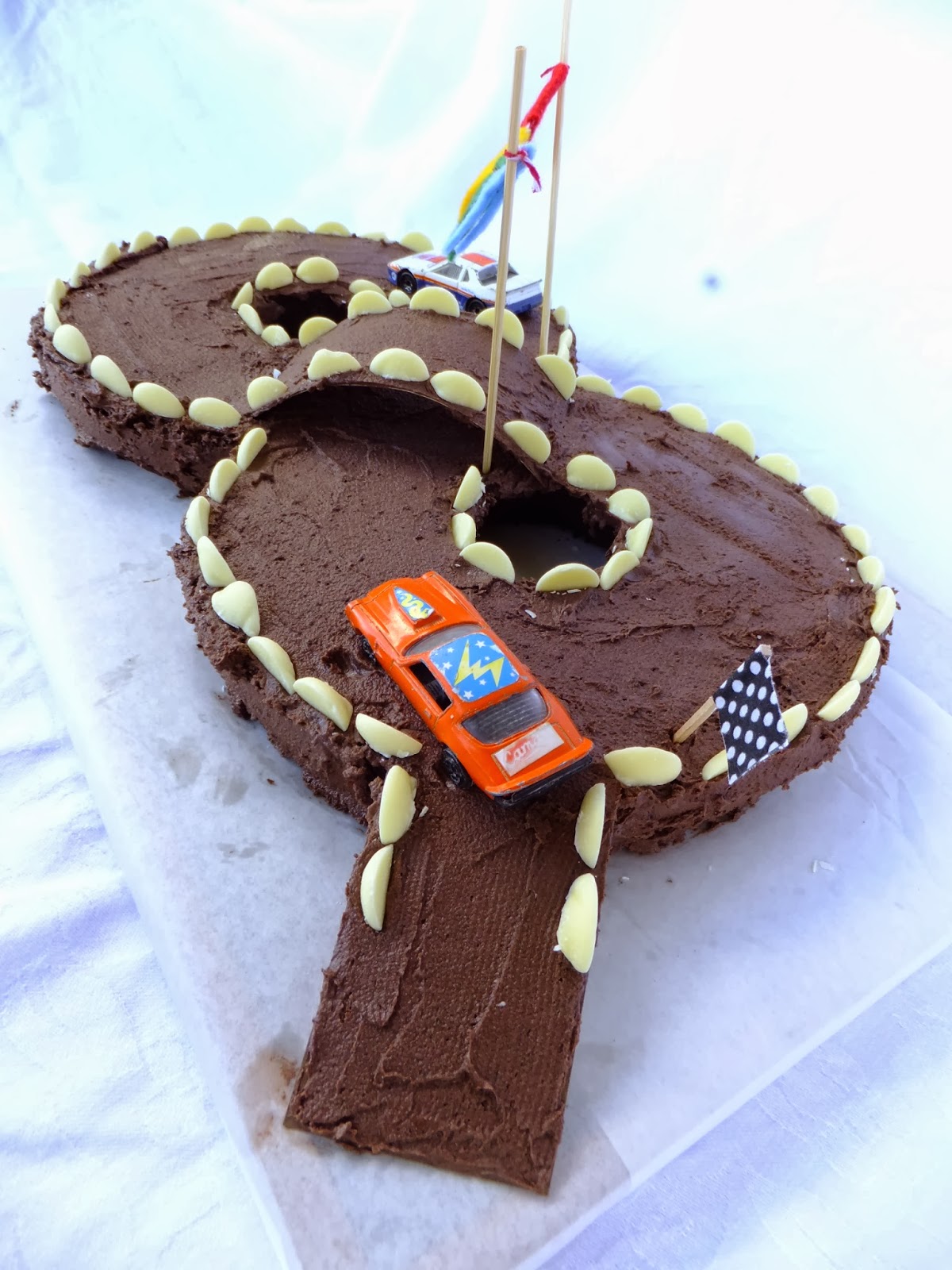 mila+cuatro Race Track Cake Scraps 101