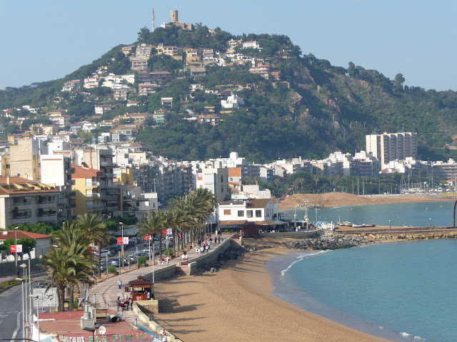 Сторожевая башня на горе Сант Жоан в Бланесе Сторожевая башня на горе Сант Жоан в Бланесе