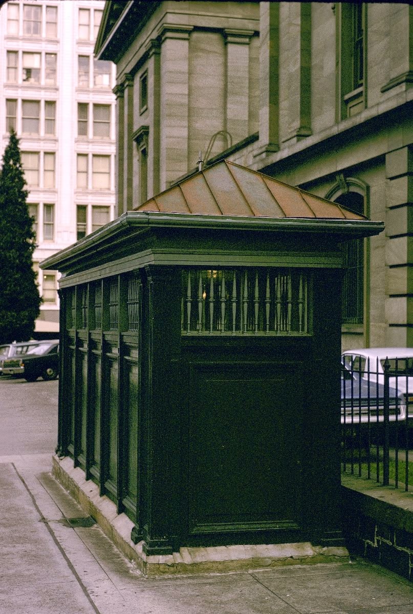Men's Station 1971