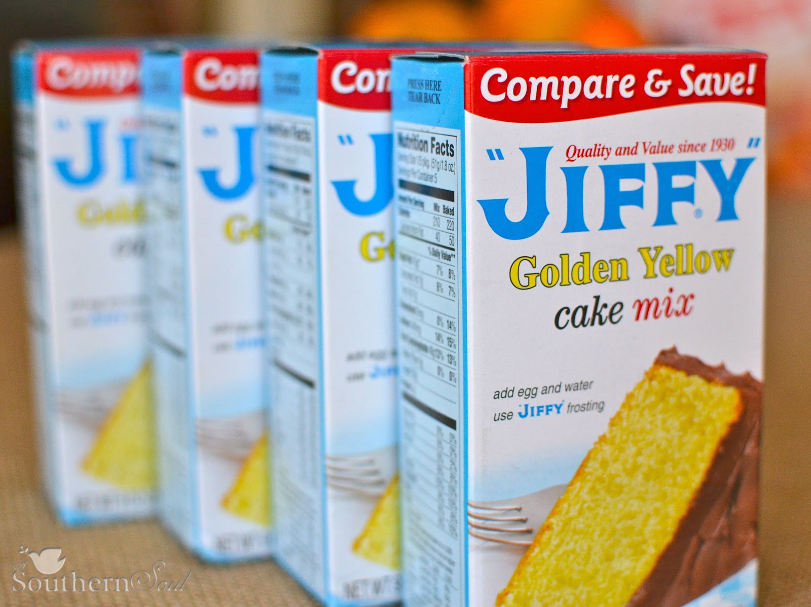 A Southern Soul Honey Bun Cake