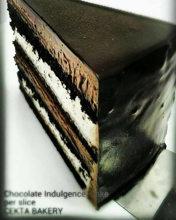 CHOCOLATE INDULGENCE CAKE