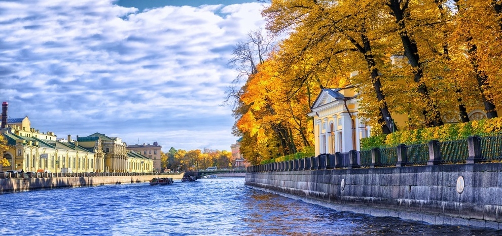 11. I’d float down that. - 15 Pictures That Might Make You Want To Visit Russia 11. I’d float down that. - 15 Pictures That Might Make You Want To Visit Russia