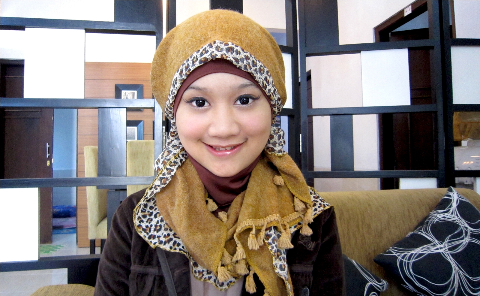 2013 by ZOYA (4 style) Published on Jan 22, 2013 Jilbab