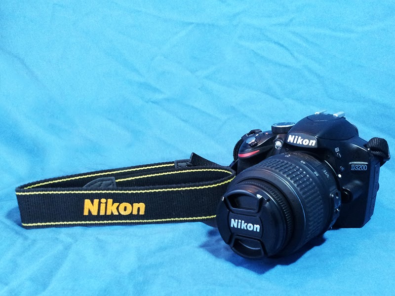 Tutorials How to Open/Dismantle Your Nikon D3200 and Clean the Viewfinder