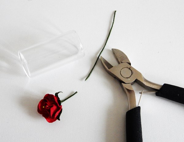 DIY : La rose de la belle et la bête en pendentif
