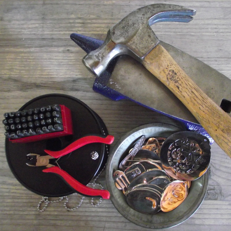 vintagesusie & wings FLYIN to The Junk Gypsy's & Round Top