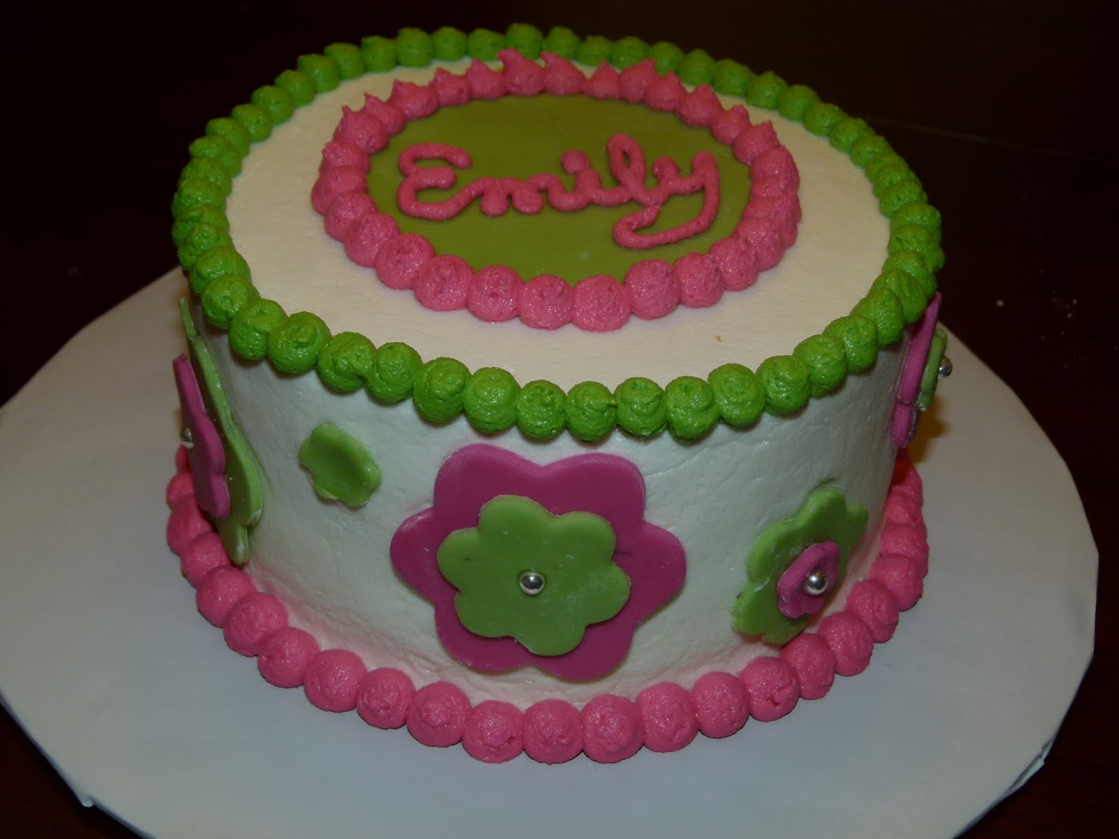 Sweets and Feets Pink and green flower cake