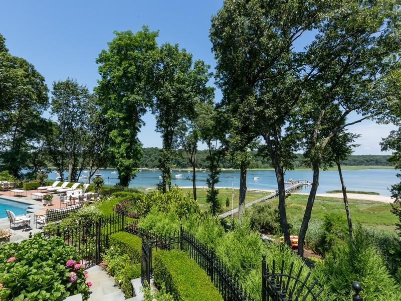 Passion For Luxury Luxurious Residence in Lloyd Harbor, NY, FOR SALE