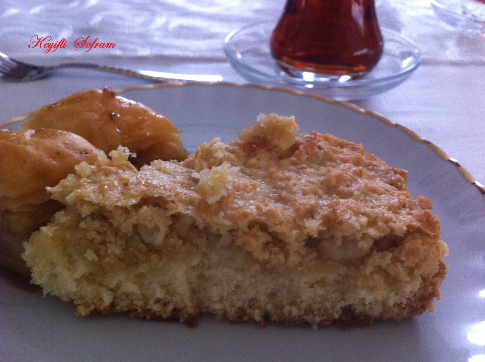 KEYİFLİ SOFRAM ACIBADEM KEKİ