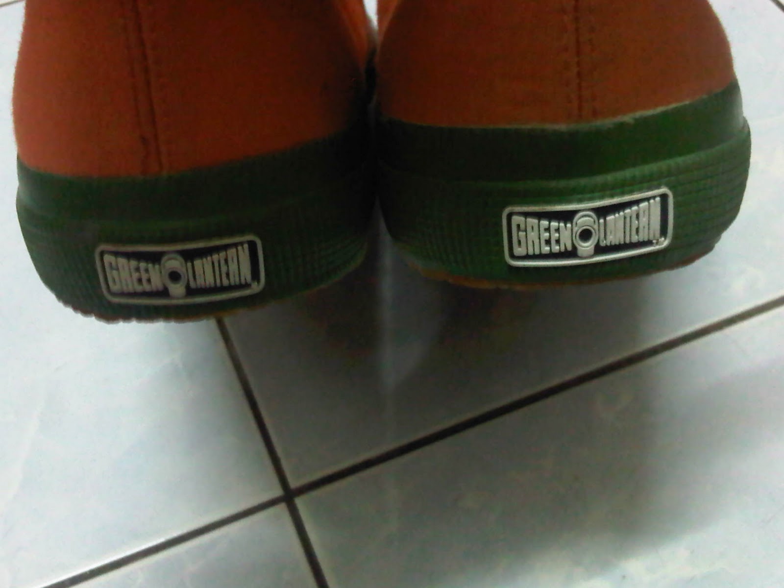 kasut superga